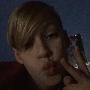 Meet your Posher, Sebastian